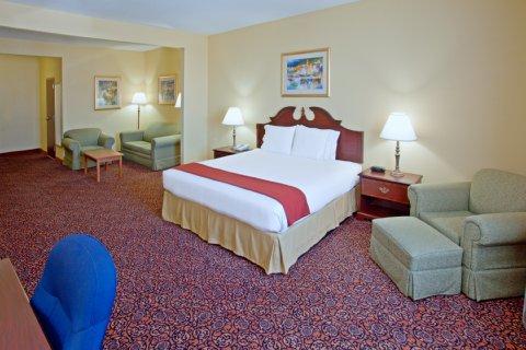 Hotel Fairfield & Hobby Airport 3*