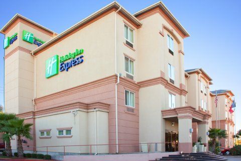 Fairfield & Hobby Airport Hotel 3*
